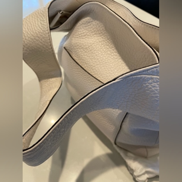 Handbag - Picture 3 of 3